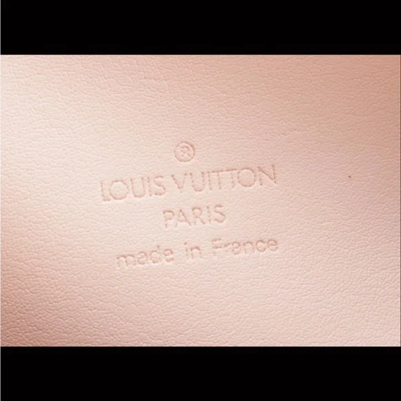 Louis Vuitton Bedford Bag in Marshmallow Monogram Vernis - Picture 9 of 9